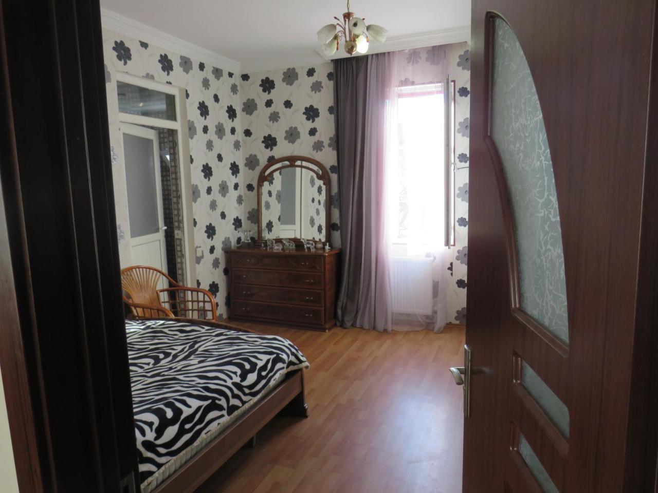 كوبوليتي Mini Hotel On Guramishvili 22 المظهر الخارجي الصورة